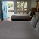Sea Blue Hotel