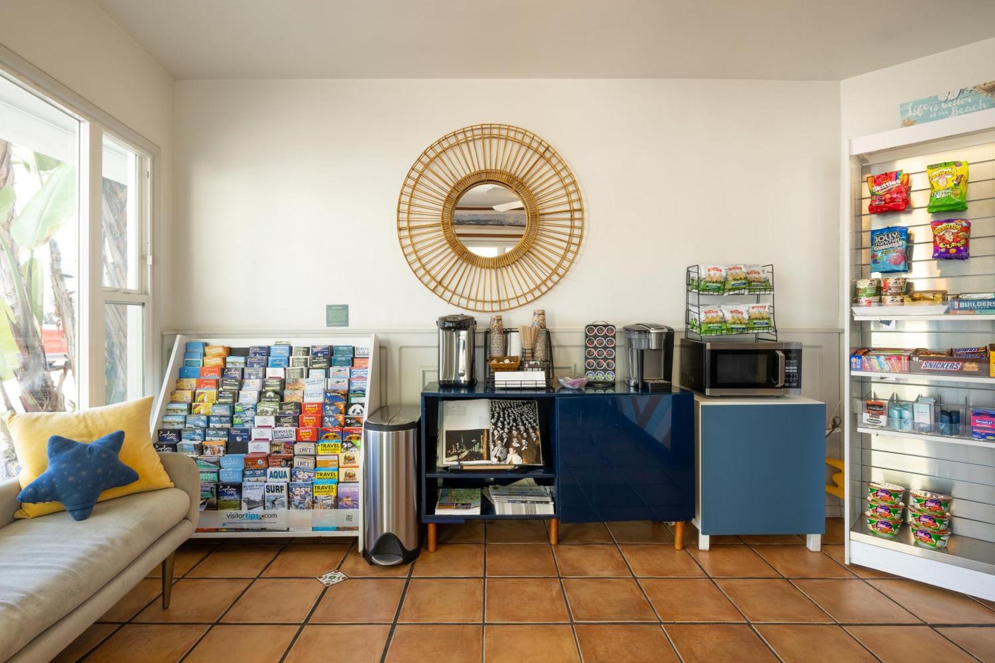 Sea Blue Hotel 3*